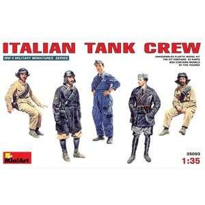  1/35 Italian Tank Crew: Toys & Games