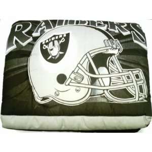    OAKLAND RAIDERS CLASSIC TWIN SIZE COMFORTER: Sports & Outdoors