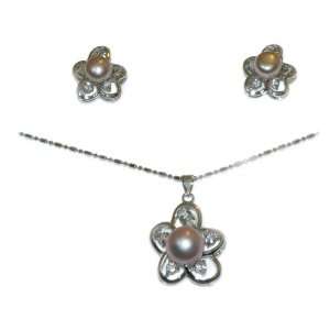 Flower Illusion of Pink Fresh Water Pearl and Silver Necklace and 