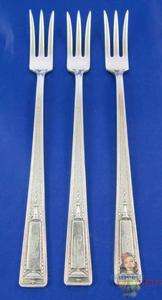 pcs 1835 R. Wallace BUCKINGHAM Seafood/Cocktail Forks  