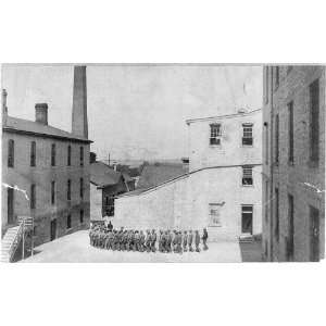  Prison,Prisoners marching to dinner,Leavenworth,outsde 