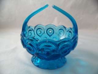   COMPANY MOON AND STAR COLONIAL BLUE SPLIT HANDLE BASKET # 6222  