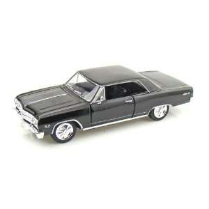  1965 Chevy Chevelle Malibu 1/24   Black: Toys & Games