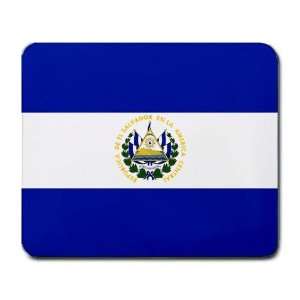  El Salvador Flag Mouse Pad: Office Products