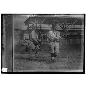  Pete Shields,catcher in spring training with Cleveland AL 