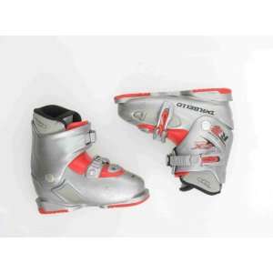  Used Dalbello CX Equipe R2 Gray Ski Boots Kids Sports 