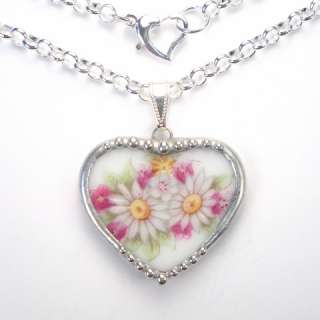 VINTAGE DAISY HEART NECKLACE BROKEN CHINA JEWELRY BY CHARMEDWARE 