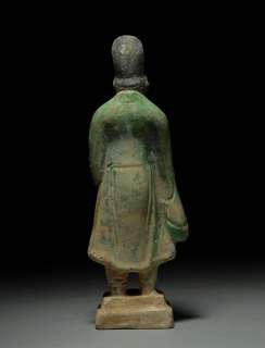 beautiful, well preserved and finely detailed Ming dynasty attendant 