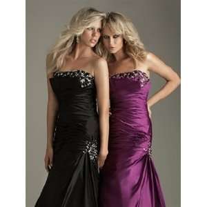 Night Moves Prom 6201   Purple Size 8
