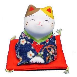   Kimono Maneki Neko   Japanese Lucky Cat   Bow (#7358): Home & Kitchen