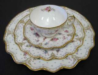 NEW ROYAL CROWN DERBY ANTOINETTE 4 PIECE PLACE SETTING  