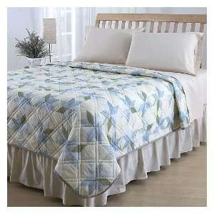  Megan Star Print Quilt in King Size 