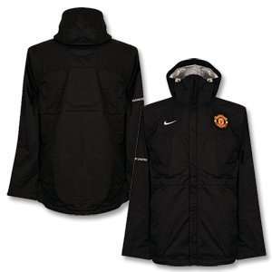  08 09 Man Utd Basic Rainjacket   Black