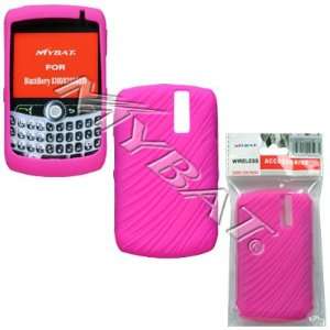  Blackberry 8300, 8310, 8330 Wave Skin Case (Hot Pink 
