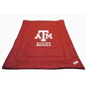 NCAA TEXAS A&M AGGIES FULL / QUEEN BED COMFORTER:  Sports 