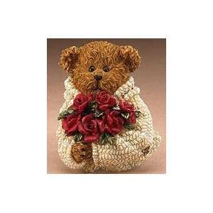  Boyds Bears Pin Dylan Holding Flowers #82072: Home 