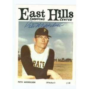  Pete Mikkelsen Autographed/Hand Signed 1966 East Hills 