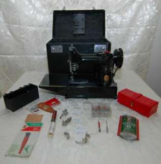 Rare SINGER 222K RED S FEATHERWEIGHT SEWING MACHINE   WITH 