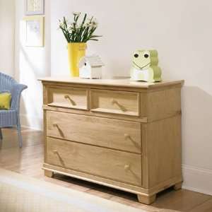 Natural Young America by Stanley 2nd Nature 4 Drawer Single Dresser in 