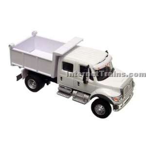   International 7000 2 Axle Crew Cab Dump Truck   White: Toys & Games