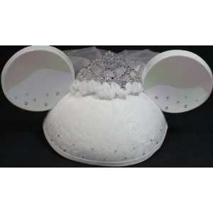  Disney Mickey Ears Bride Hat & Veil   No Toys & Games