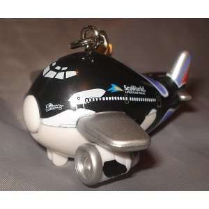   Southwest Airlines Shamu Sea World Plane Keychain: Toys & Games