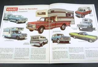 1972 72 GMC TRUCK BROCHURE Sierra Suburban 1500 Pickup  