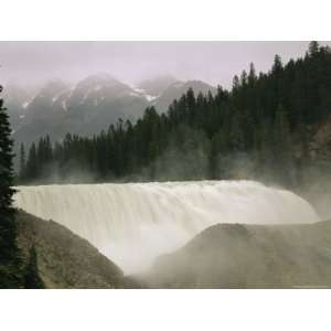  A Thundering Waterfall on Kicking Horse River in Yoho 