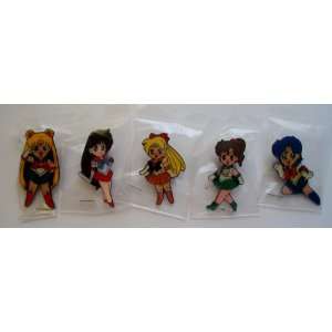  5 Sailor Moon & Characters Metal Pin Badge Set 