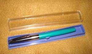 VNT RUSSIAN USSR FOUNTAIN PEN 1980s BOXED NEVER USED  