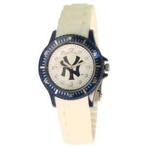    New York Yankees MLB Game Time White Watch: Sports & Outdoors