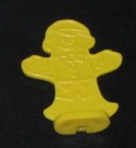 2001 CANDY LAND Board Game Replacement Part/Piece: YELLOW GINGERBREAD 