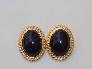 Vintage Black Oval Gold Tone Monet Clip On Earrings (C1483)  