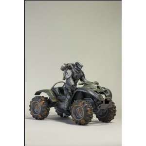 Halo Reach McFarlane Toys Deluxe Vehicle with Action Figure Boxed Set 